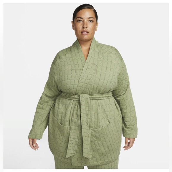 Nike Jackets & Blazers - Nike Therma-FIT Luxe Yoga Reversible Wrap Jacket size 2X